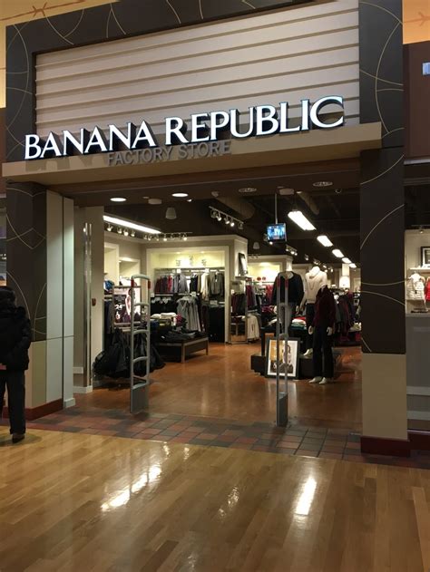 Banana Republic Factory .